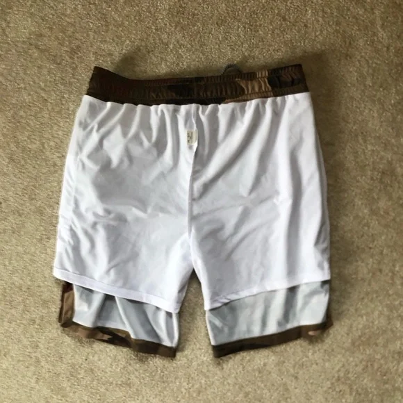 NWOT Stealthwear Shorts - Picture 4 of 4